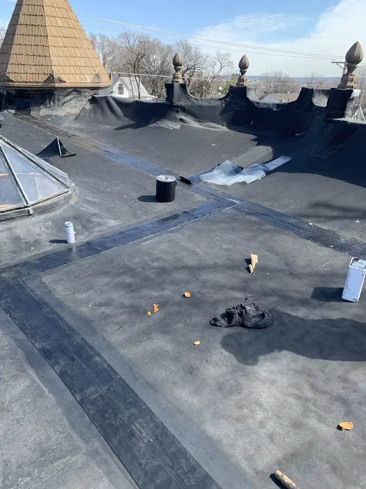 Rick's Roofing Picture 3