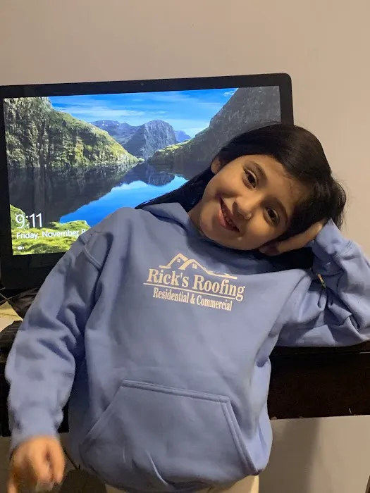 Rick's Roofing Picture 2