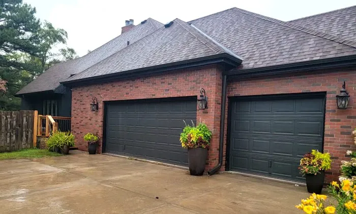 Complete Xterior Picture 9