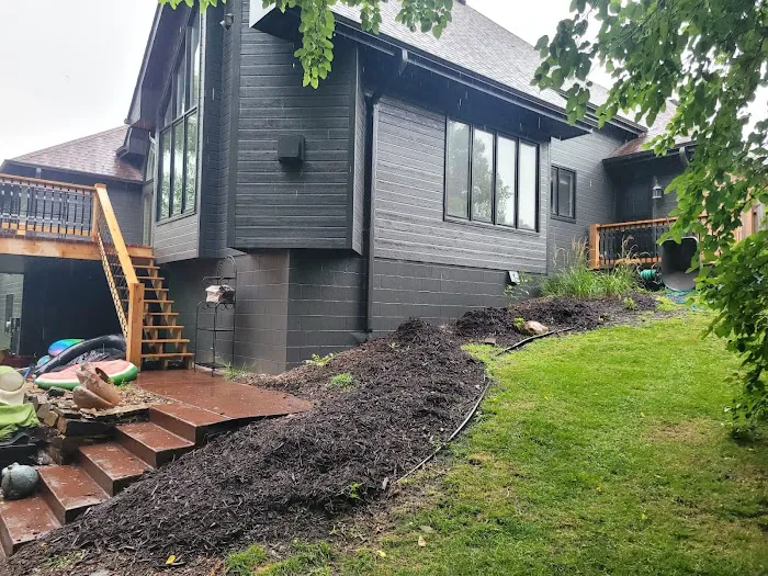 Complete Xterior Picture 5