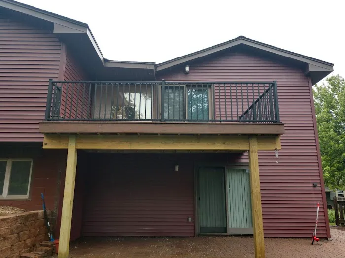 Omaha Roofing and Exteriors Picture 2