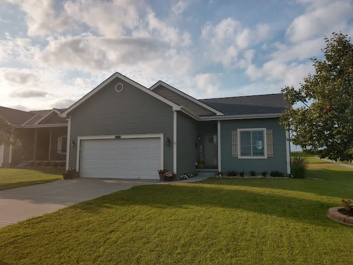 Omaha Roofing and Exteriors Picture 8