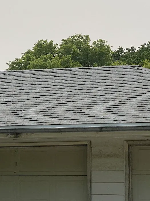 DHI Roofing Picture 2