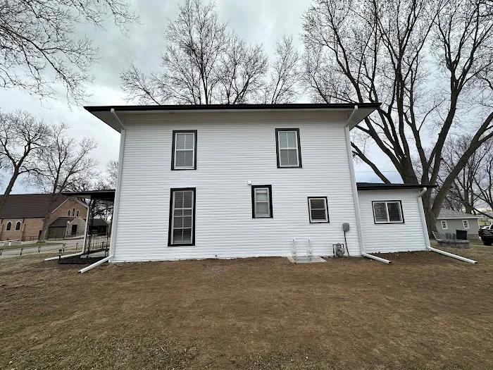 Noble Exteriors Picture 4