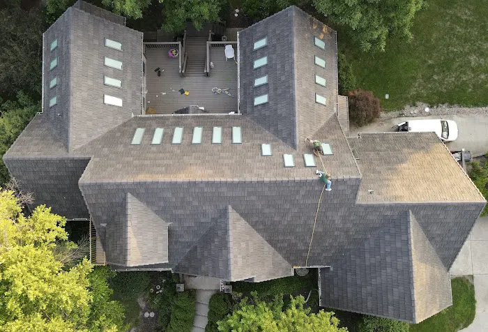 Everlast Exteriors Picture 1