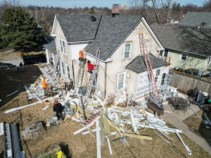 PROGRADE EXTERIORS Picture 6