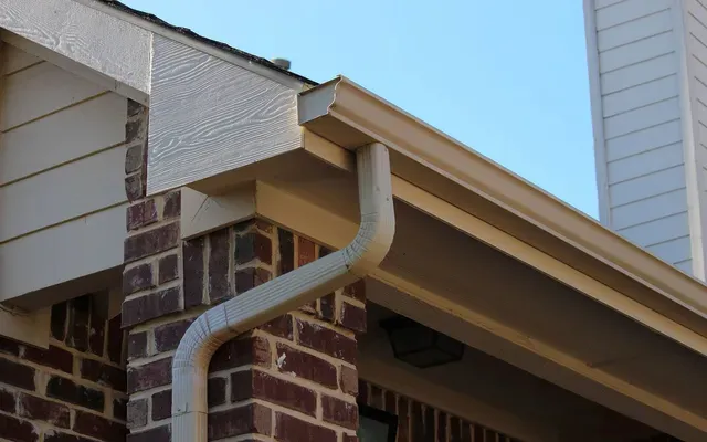 Z's Home Improvements/Seamless Gutters Picture 1