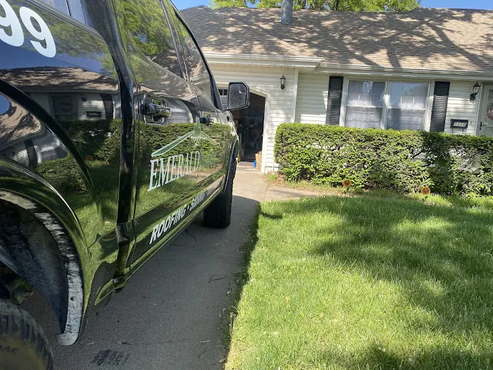 Emerald Roofing Picture 2