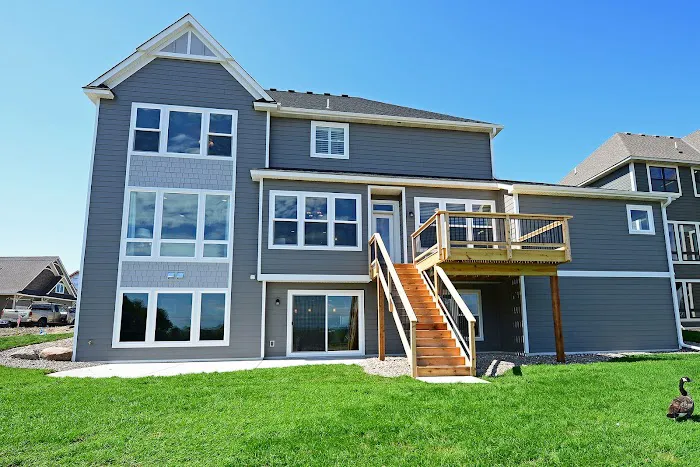 Husker Hammer Siding, Windows & Roofing Picture 4