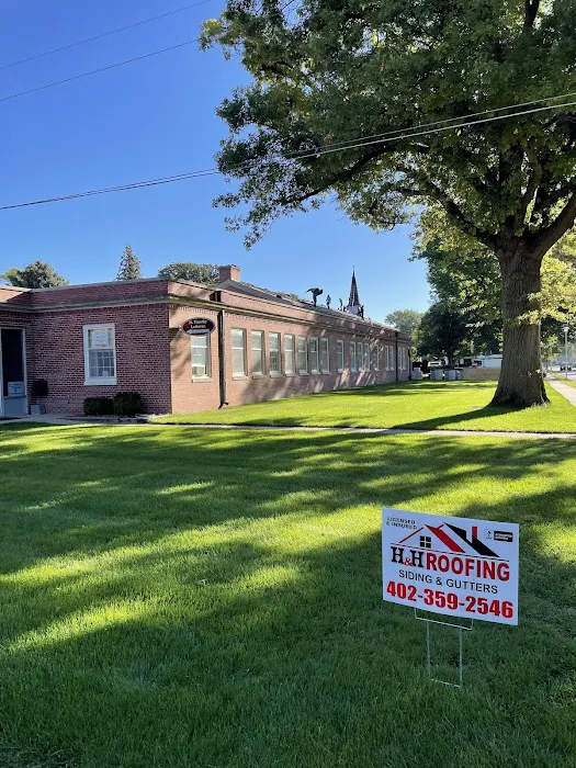 H & H Roofing Picture 5