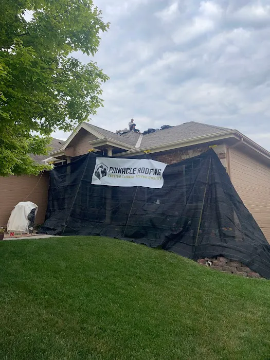 Pinnacle Roofing Picture 1