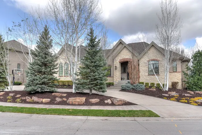 Elkhorn Roofing Picture 3