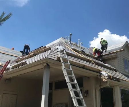 D&M Roofing and Siding