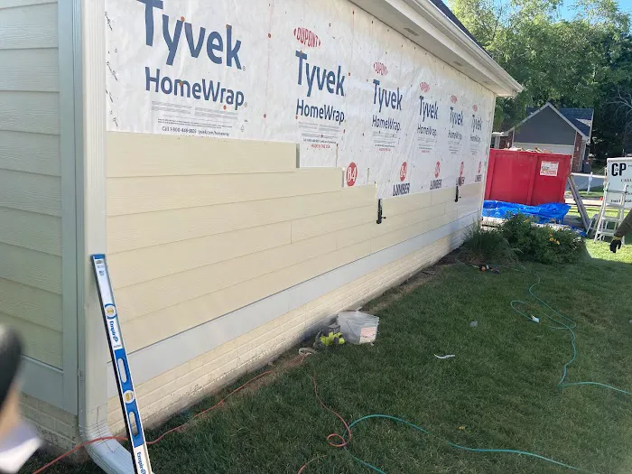 H & J Roofing Picture 2