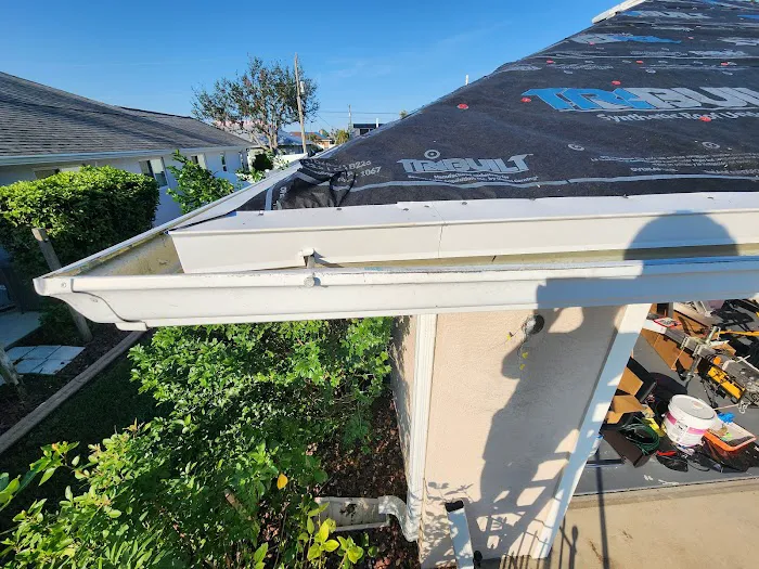 Apple Roofing Picture 5