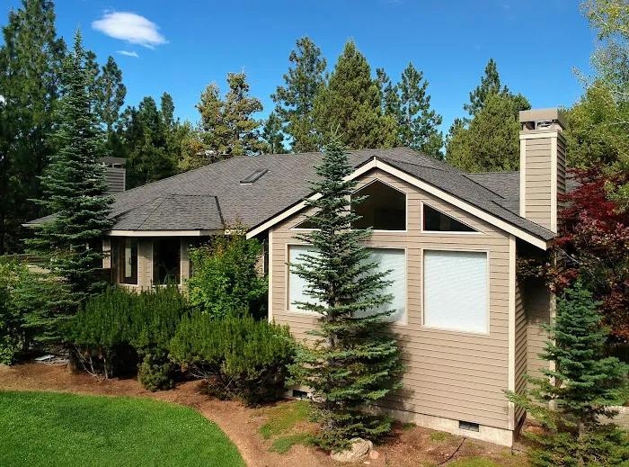 Deschutes Roofing Picture 6