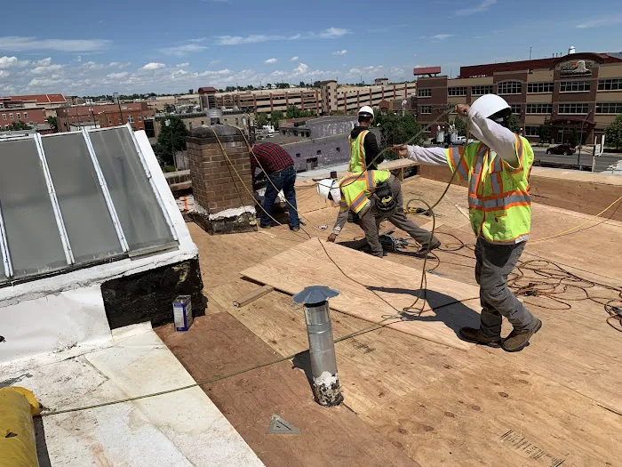 L.E. Roofing Picture 4