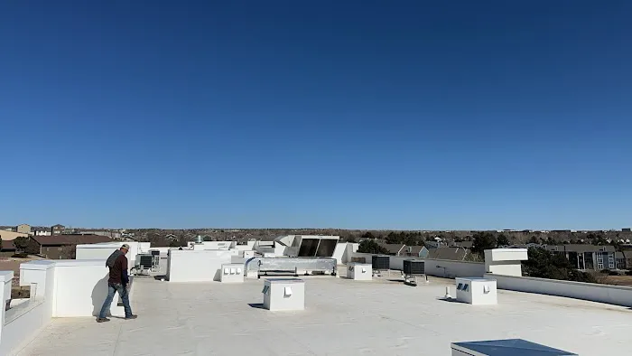 L.E. Roofing Picture 3