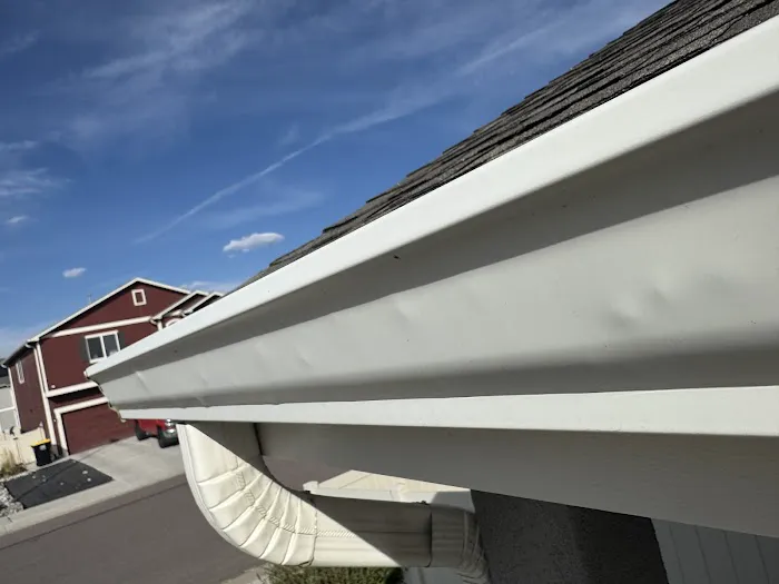 T & L Roofing Experts LLC Picture 1