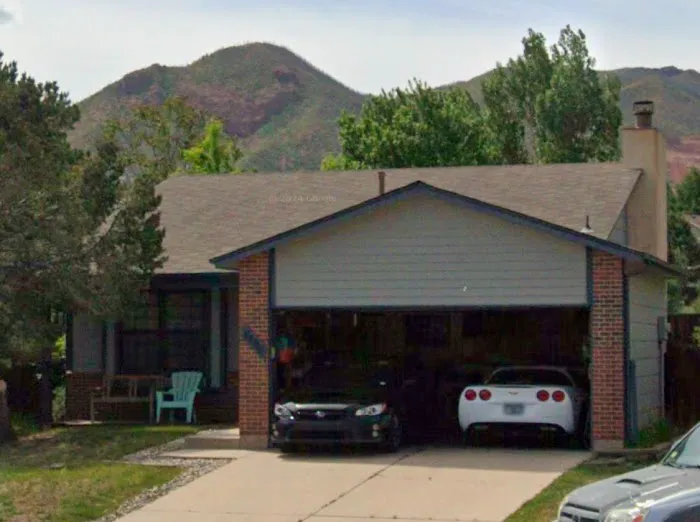 T & L Roofing Experts LLC Picture 9