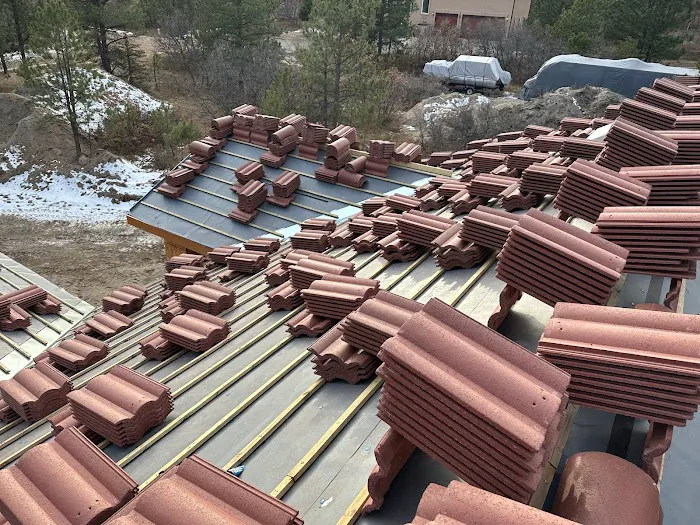 Calderon Roofing llc Picture 5