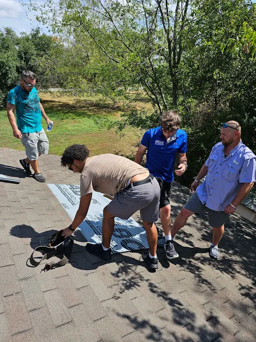 Moore dynamic Roofing llc Picture 1