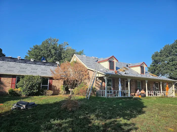 Moore dynamic Roofing llc Picture 2