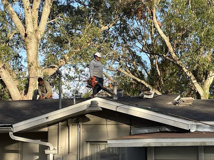 RD Roofer & Commercial Roofing Picture 2