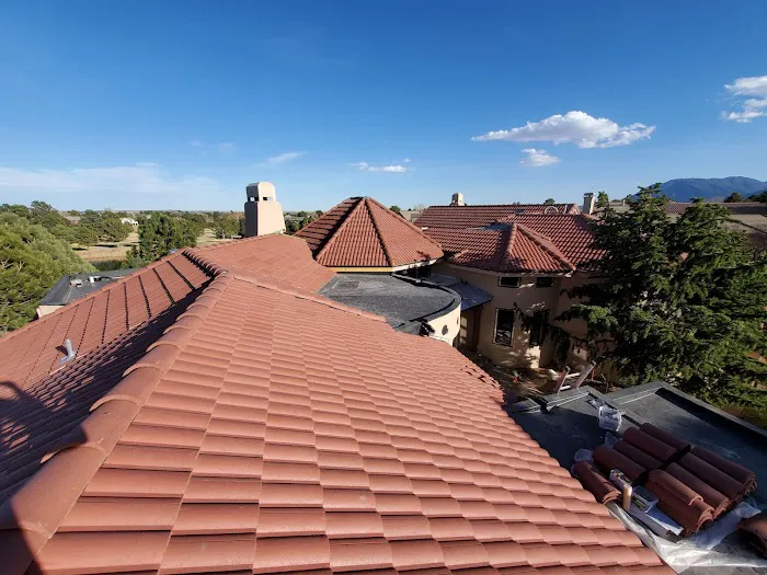 Chwey's Roofing Picture 2