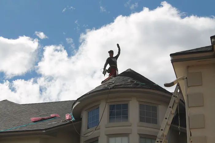 Colorado Superior Roofing & Exteriors Picture 1