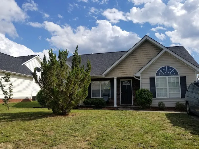 Premier Roofing 704 Picture 5