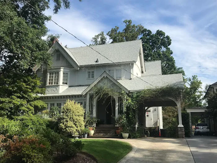 Rosie's Roofing and Restoration Picture 3