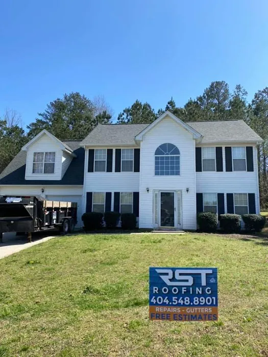 RST Roofing and Renovations, LLC Picture 3