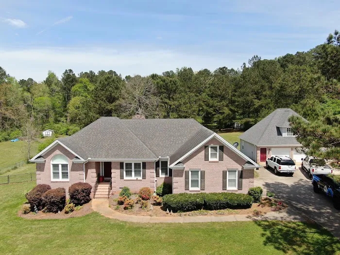 RST Roofing and Renovations, LLC Picture 4