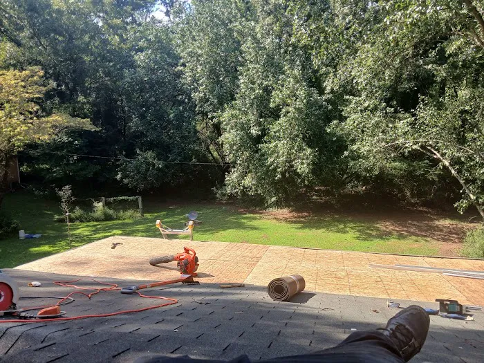 YLS Lopez Roofing Solutions Picture 3