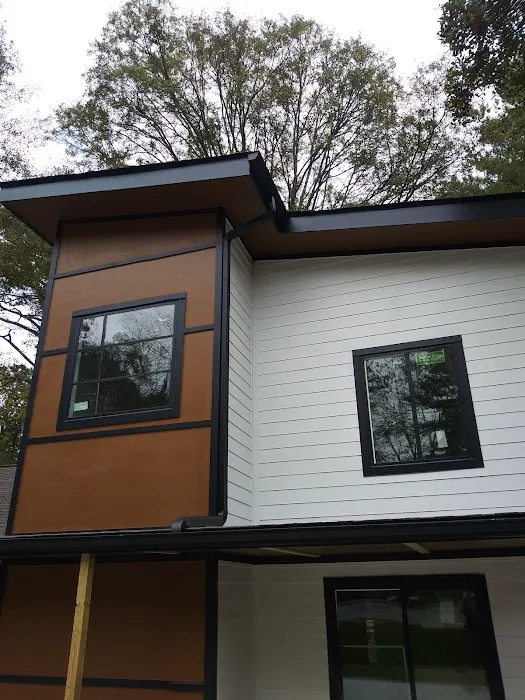 Atlas Roofing Gutters & Paint Picture 1