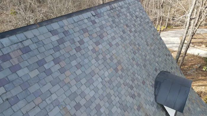 Mosaic Roofing Company LLC Picture 1