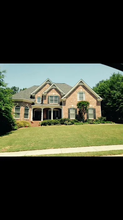 Detailed Roofing and Construction Picture 6