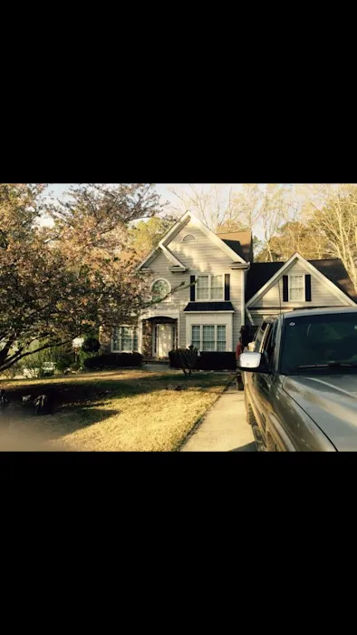 Detailed Roofing and Construction Picture 10