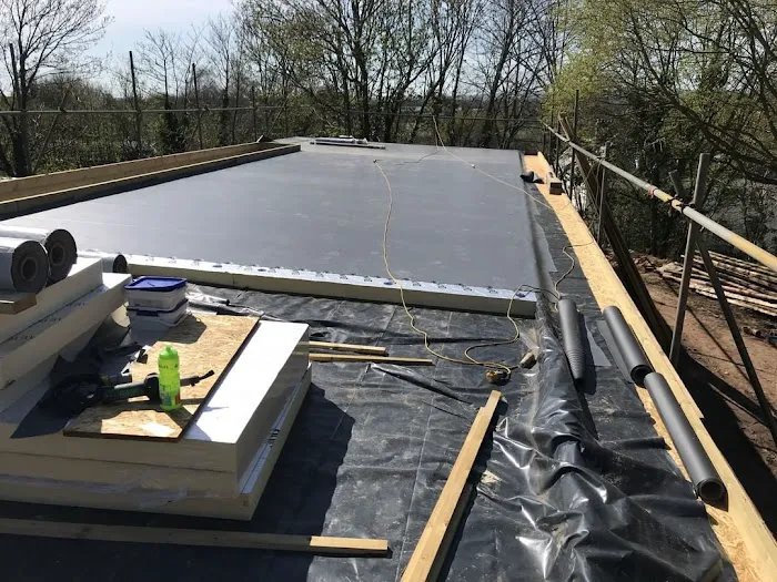 Bignick's Roofing Picture 1