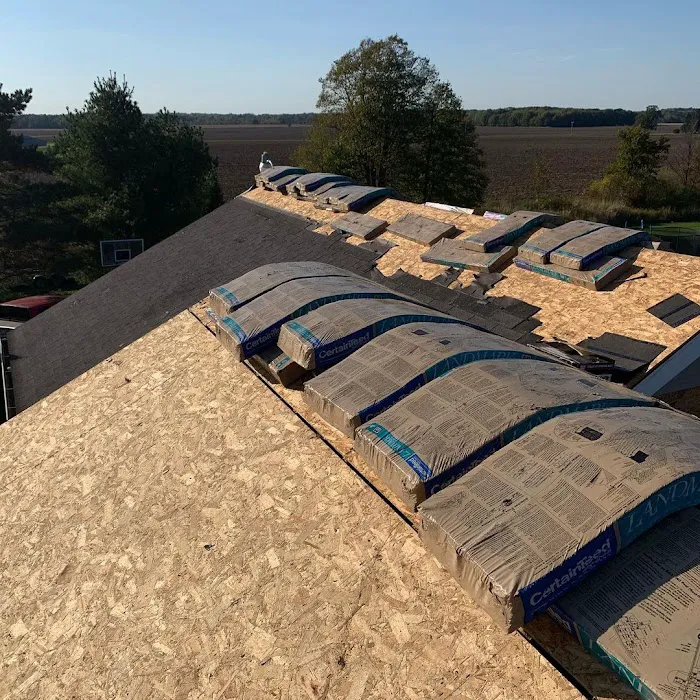 Bignick's Roofing Picture 10