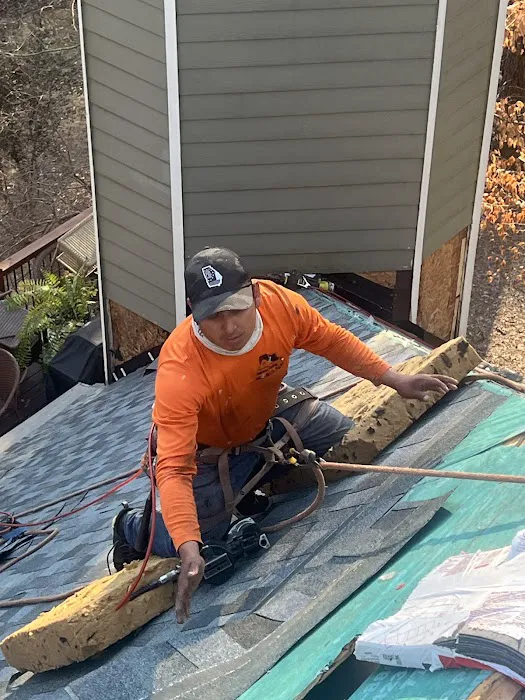 Craftman Roofing llc Picture 1