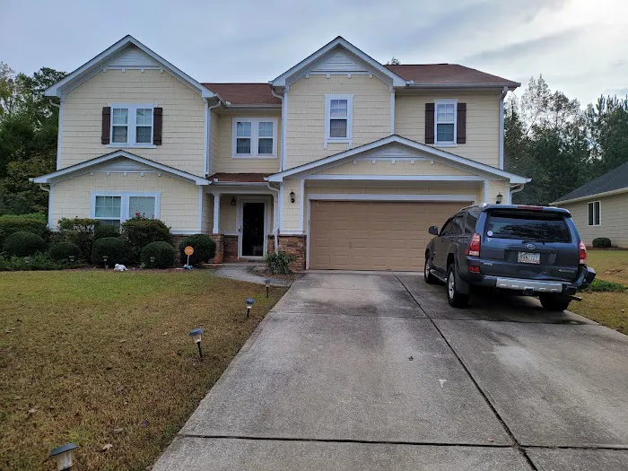 Luxury Roofing LLC Picture 3