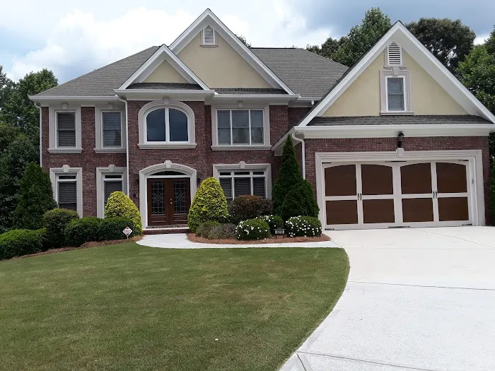 Luxury Roofing LLC Picture 2