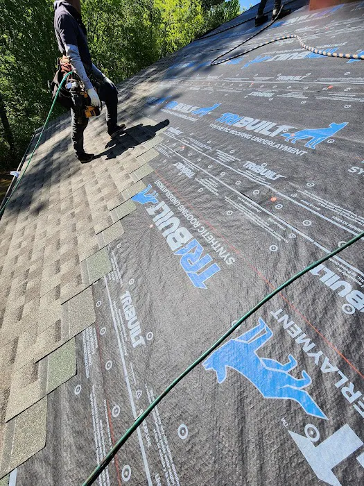 Edi's roofing LLC Picture 3