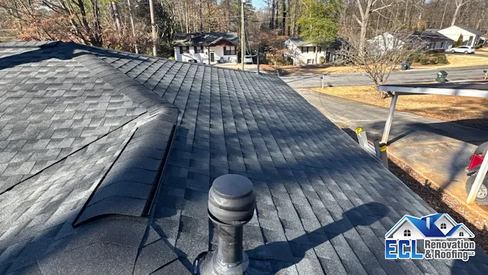 ECL Renovation & Roofing LLC Picture 3