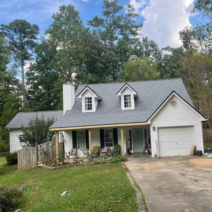 ECL Renovation & Roofing LLC Picture 6