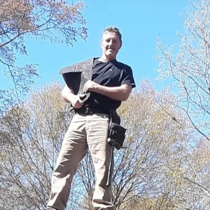 Rob the Roofer Picture 9