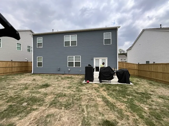 Lynn's Home Improvement Picture 2