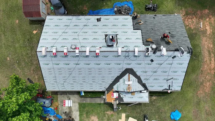 HILL TOP ROOFING & CONSTRUCTION Picture 6